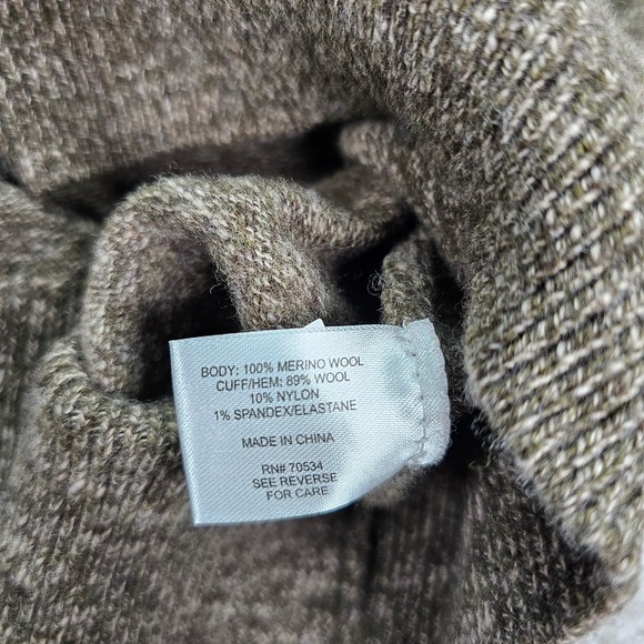 Orvis Mens Large V-Neck Sweater 100% Merino Wool Long Sleeve Fly Fishing Logo - Picture 4 of 7